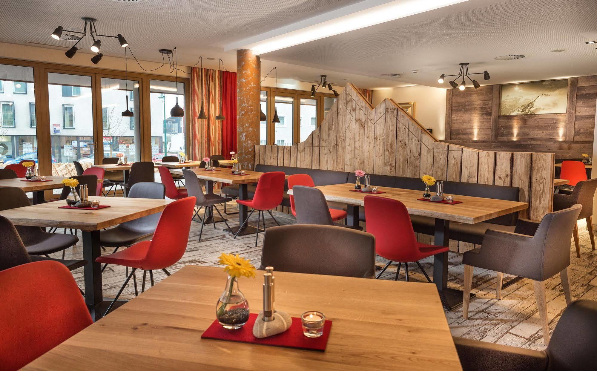 Apartment Centrum - Steinbock Lodges Zell am See Exterior photo